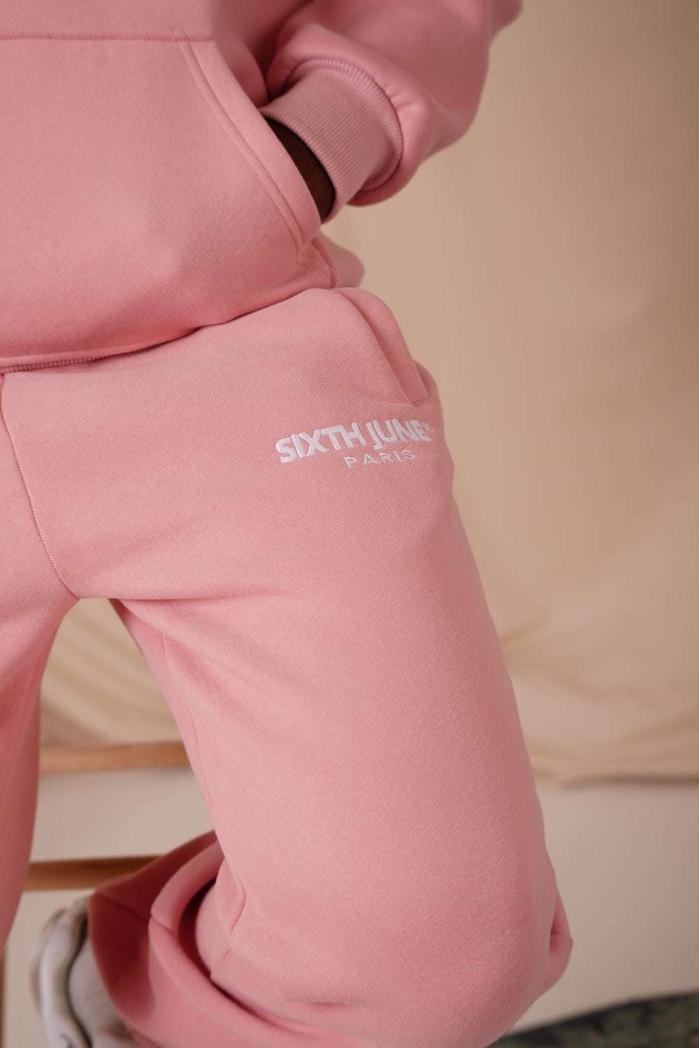 Joggers Logo Embroidery 23612-PINK