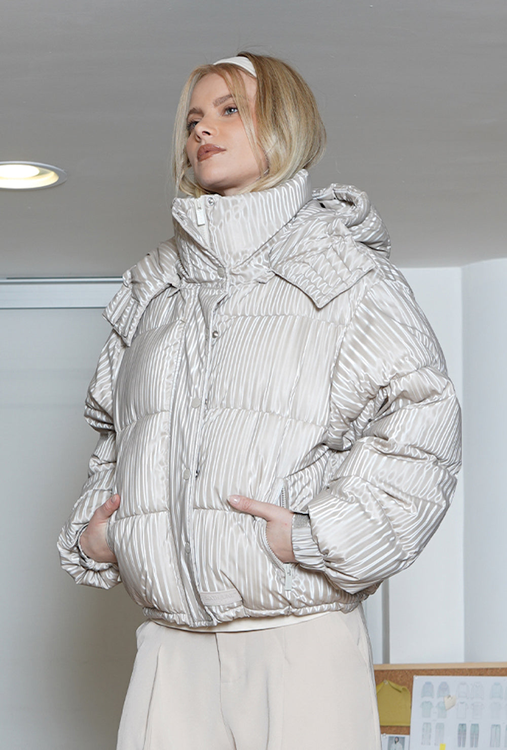 Oversized iridescent puffer jacket Beige