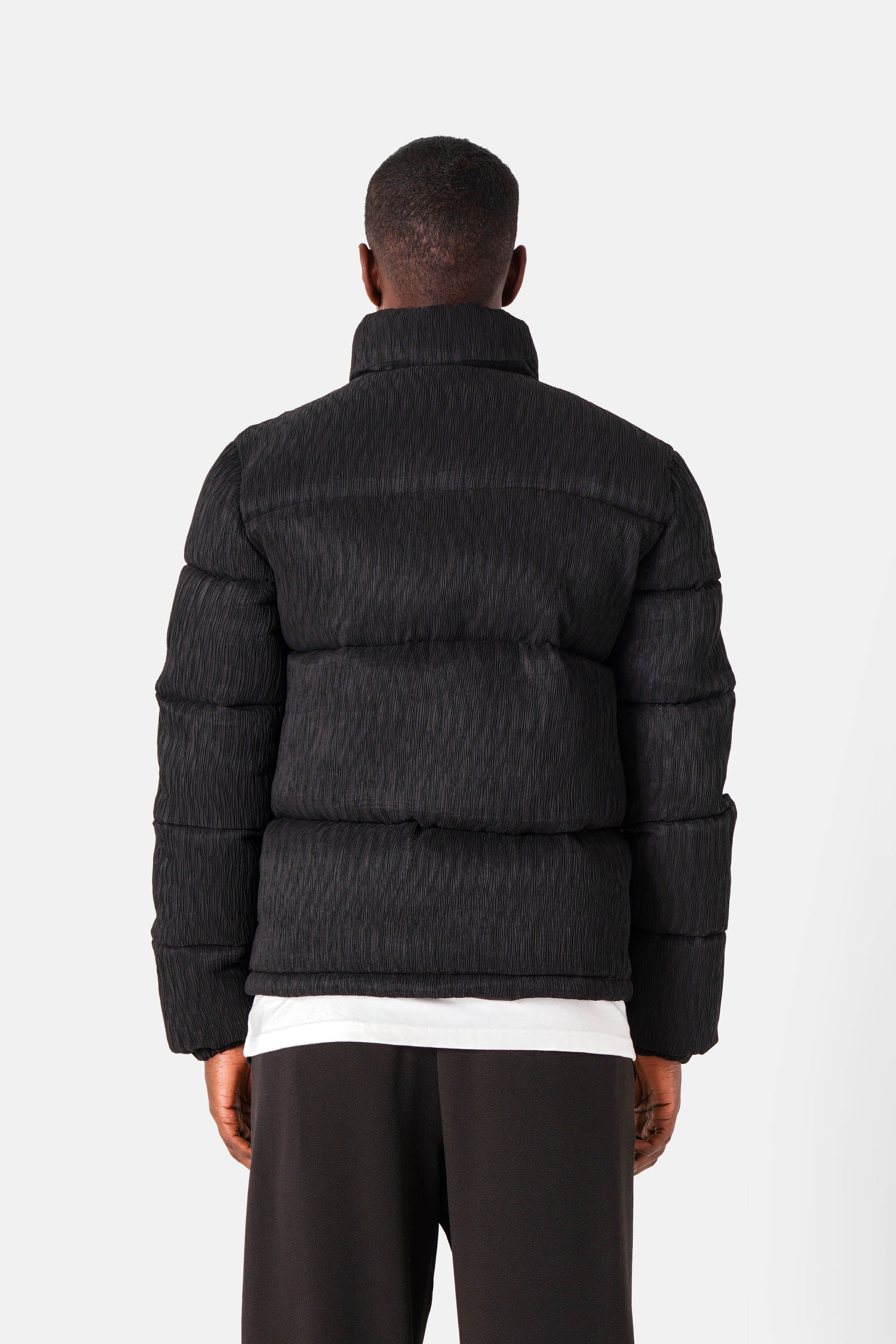 Puffer textured 25424-BLAC