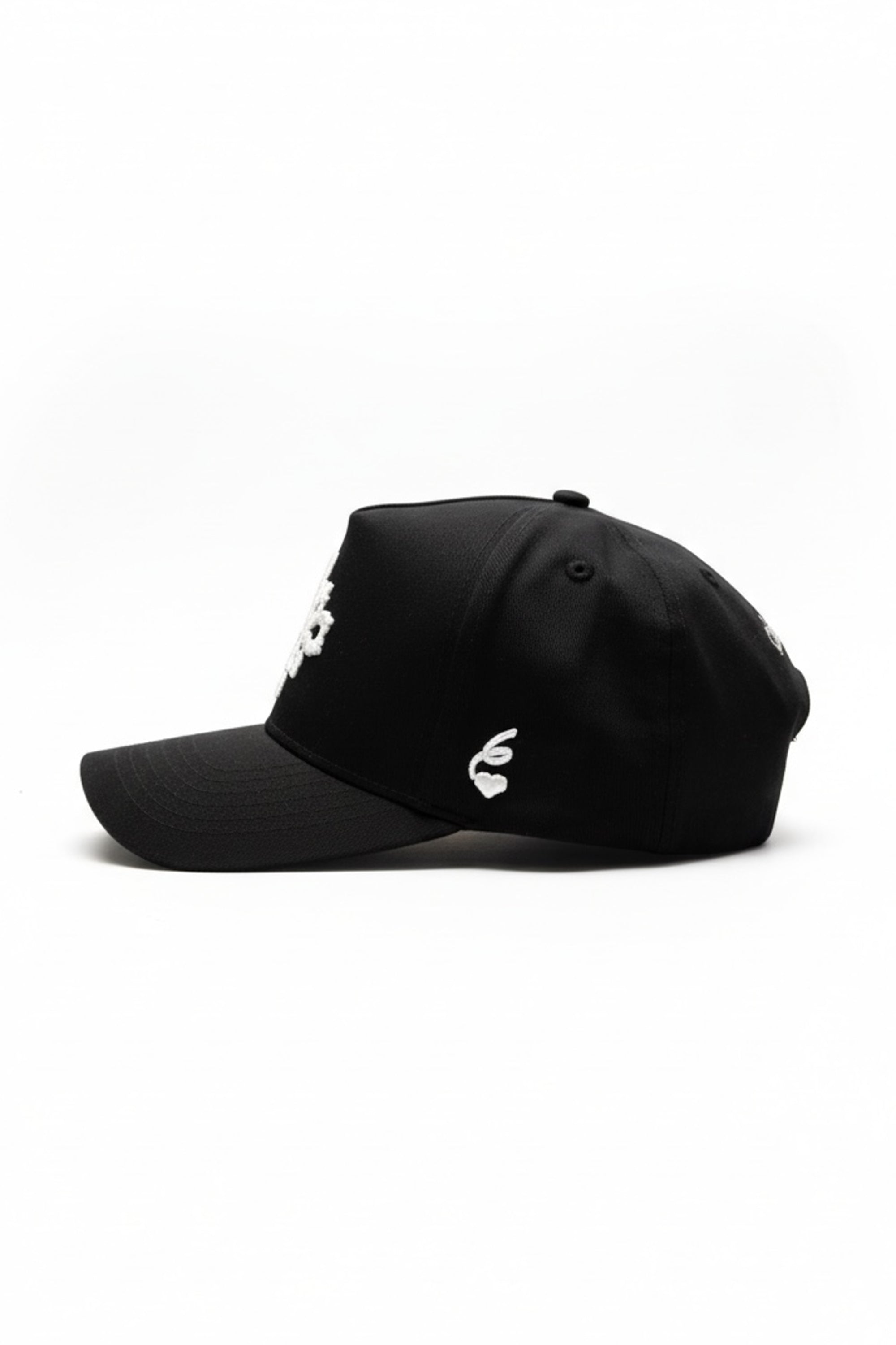 Sixth June Graphic Rosette Cap 25914-BLAC