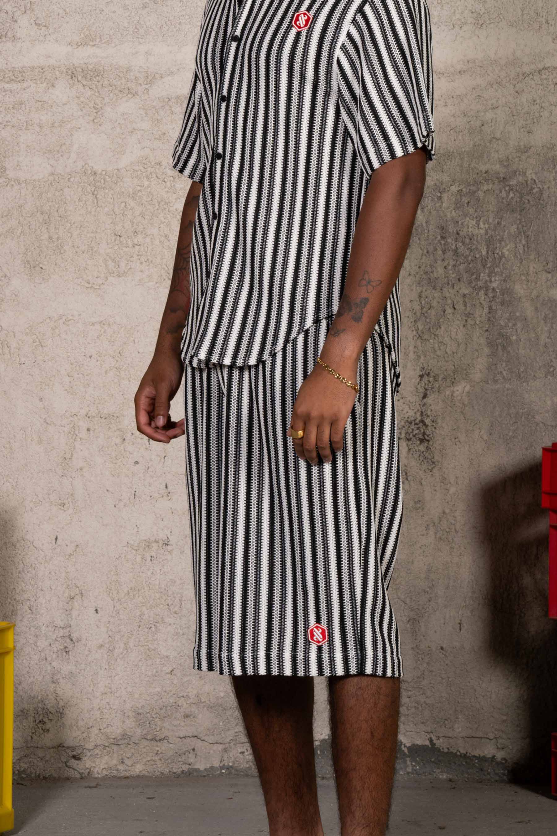 Stripes Knit Shorts 25933-BLAC