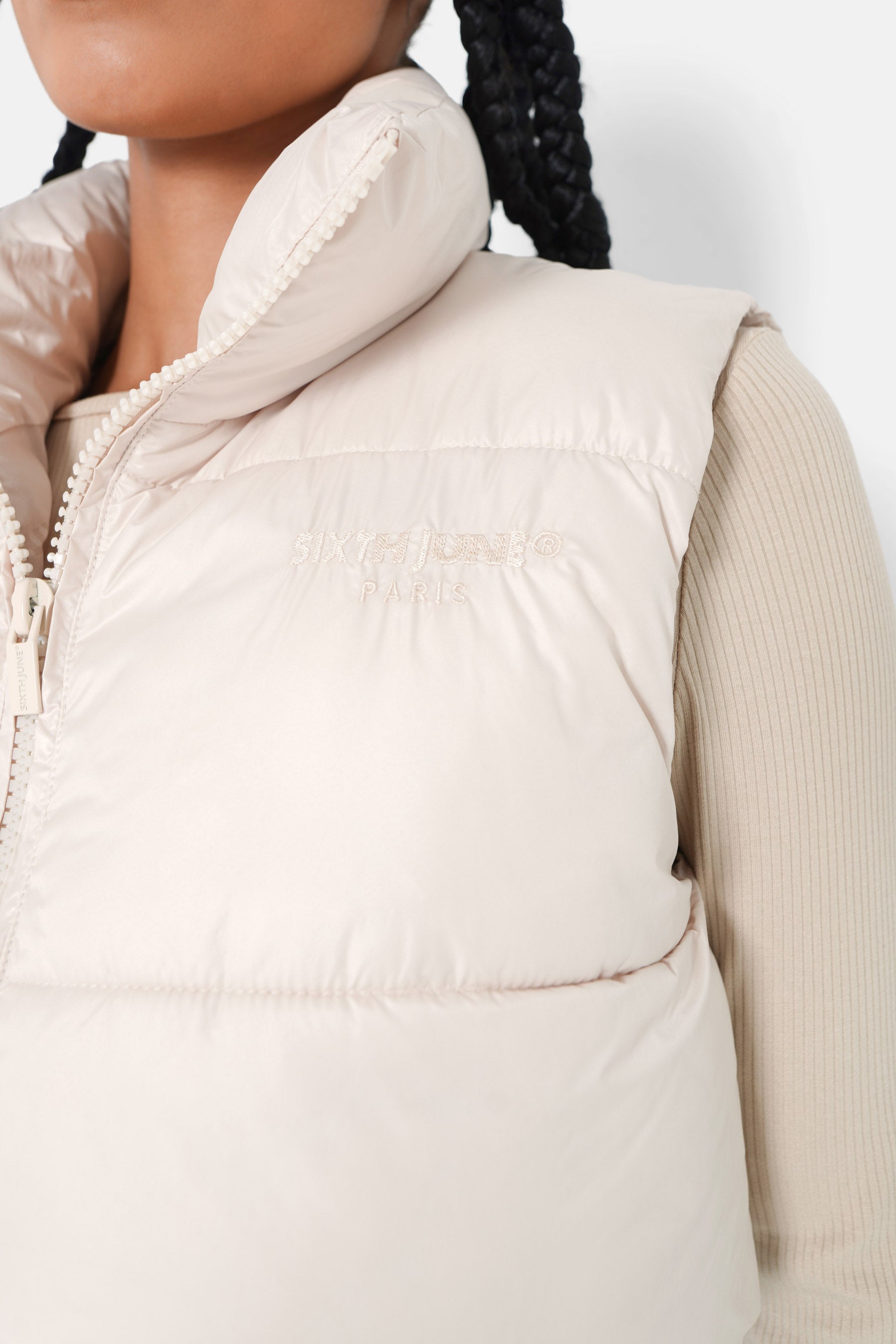 Short gilet puffer SJ embroidered Beige