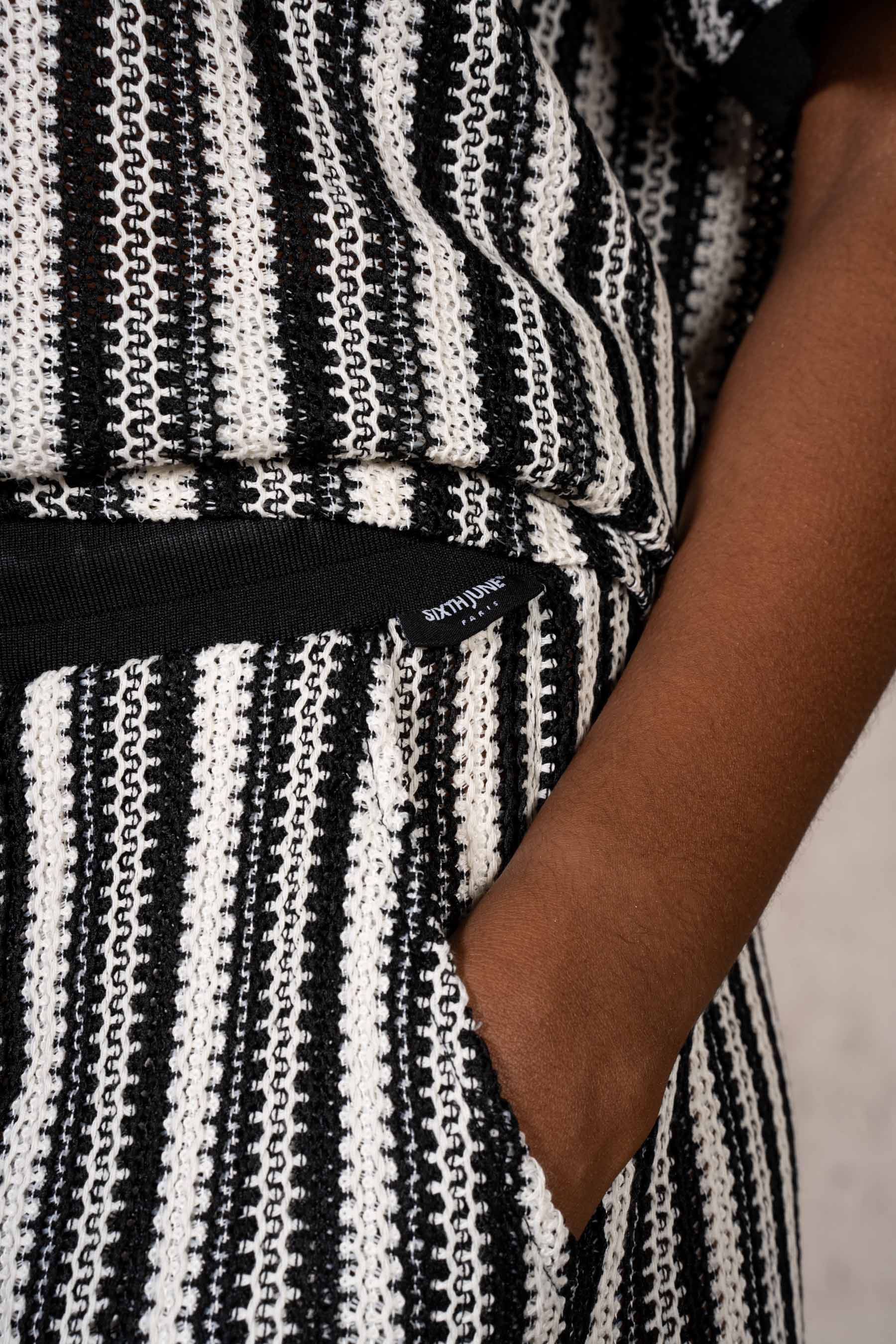 Stripes Knit Shorts 34888-BLAC